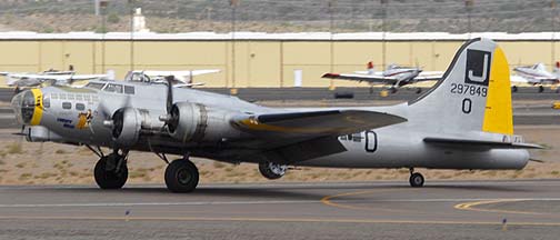 Boeing B-17G Flying Fortress N390TH Liberty Belle